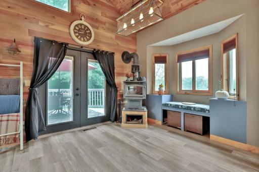 31650 Ivywood Trail, Chisago City, MN 55079