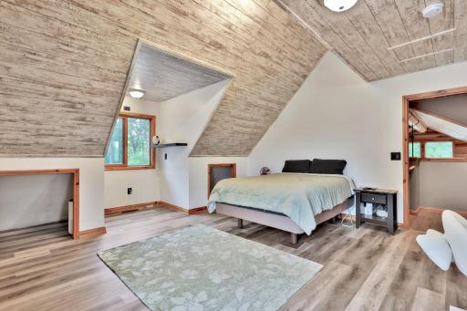 31650 Ivywood Trail, Chisago City, MN 55079