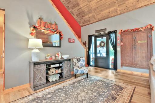 31650 Ivywood Trail, Chisago City, MN 55079