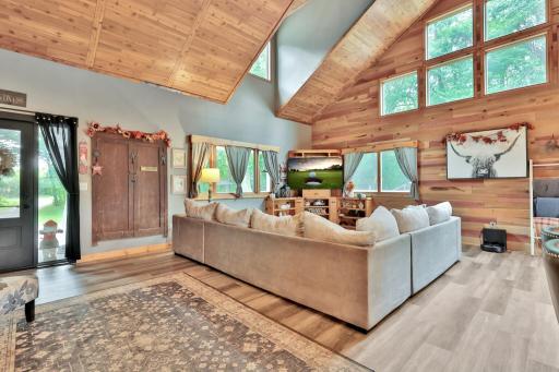 31650 Ivywood Trail, Chisago City, MN 55079