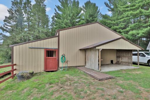 31650 Ivywood Trail, Chisago City, MN 55079