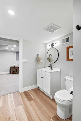 5344 Chowen Avenue S, Minneapolis, MN 55410