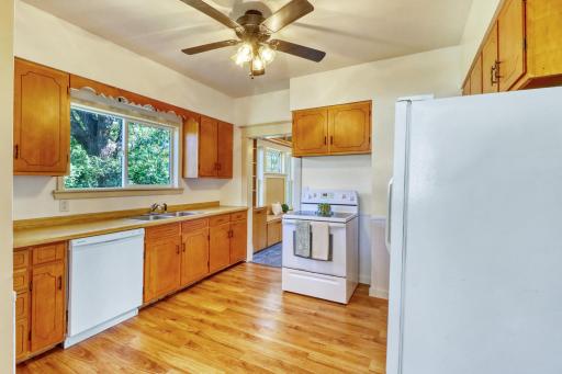 Kitchen1_0.jpg