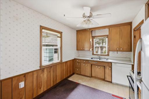 8680 Granada Avenue S, Cottage Grove, MN 55016