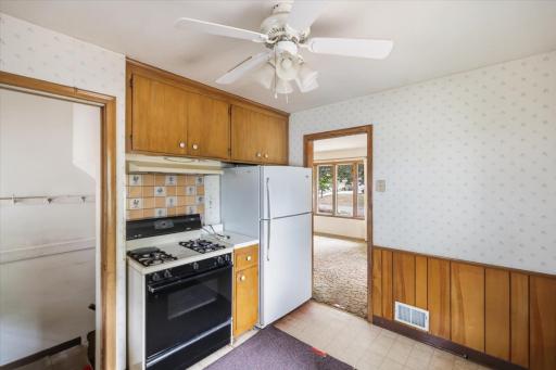 8680 Granada Avenue S, Cottage Grove, MN 55016