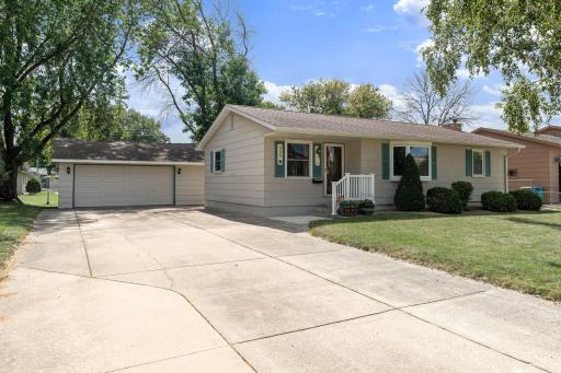 555 15th Street NE, Owatonna, MN 55060