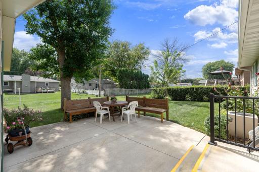 555 15th Street NE, Owatonna, MN 55060