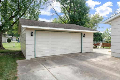555 15th Street NE, Owatonna, MN 55060