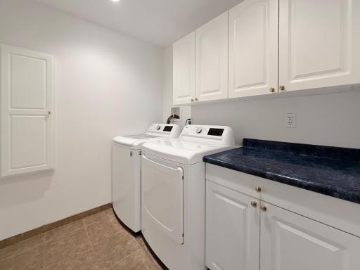1615 Archwood Road, Minnetonka, MN 55305