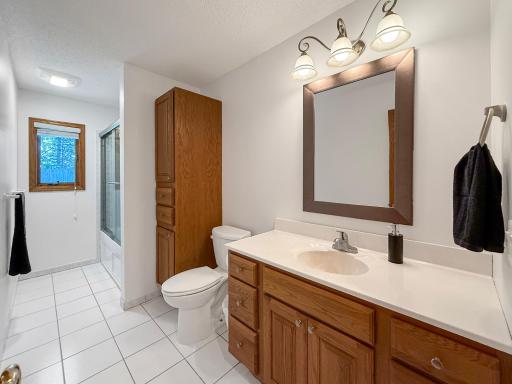 1615 Archwood Road, Minnetonka, MN 55305
