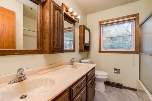 125 N Manitou Drive, Mankato, MN 56001