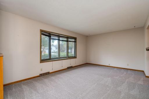 125 N Manitou Drive, Mankato, MN 56001
