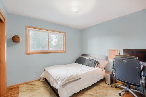 334 Edith Drive, Saint Paul, MN 55118
