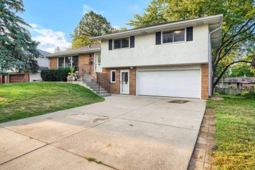 334 Edith Drive, Saint Paul, MN 55118
