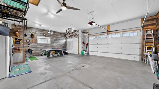 5 bed 3 bath home for sale 1987 31st St SW Rochester MN 55902