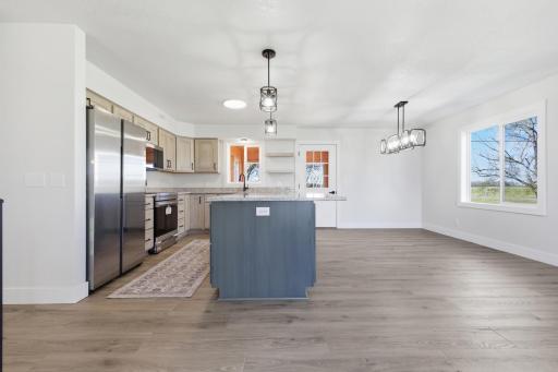 Kitchen/Dining area