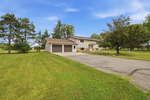 Photo for 4647 County Road 121, Fort Ripley, MN 56449 - listing #7136221 4 bedroom, 2 bath home sits on spacious 1.4 acres lot with 2 car attached and 2 car detached garage