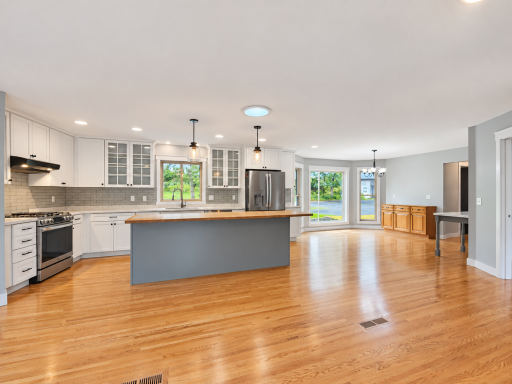 3015 Valleywood Drive SW, Rochester, MN 55902
