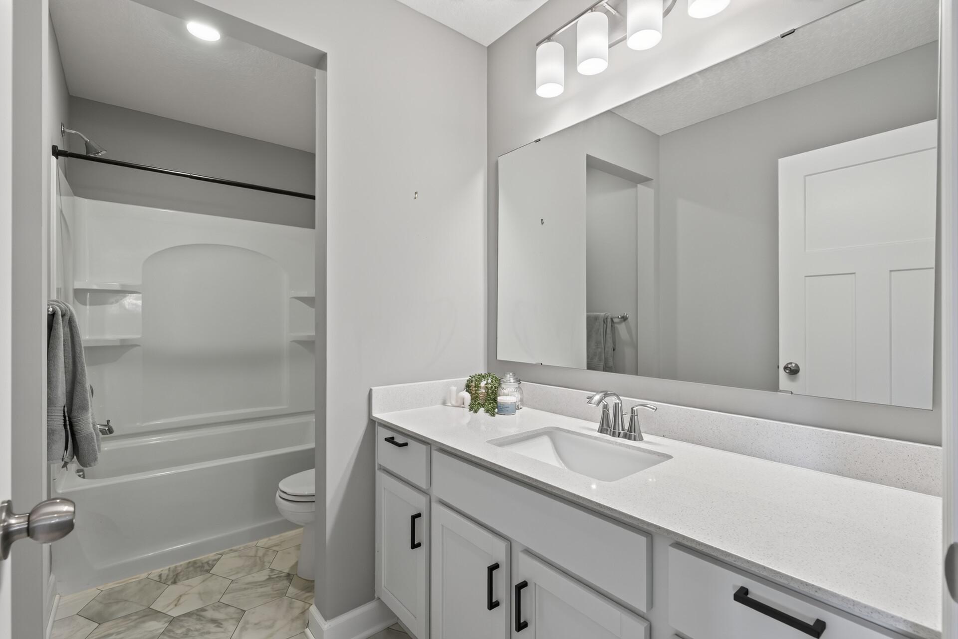 Upper Level Full Bath