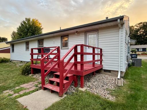 1018 N Elm Street, Luverne, MN 56156