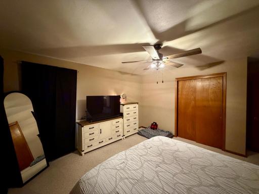 1018 N Elm Street, Luverne, MN 56156