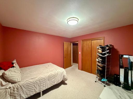 1018 N Elm Street, Luverne, MN 56156