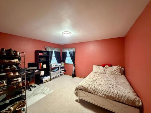 1018 N Elm Street, Luverne, MN 56156
