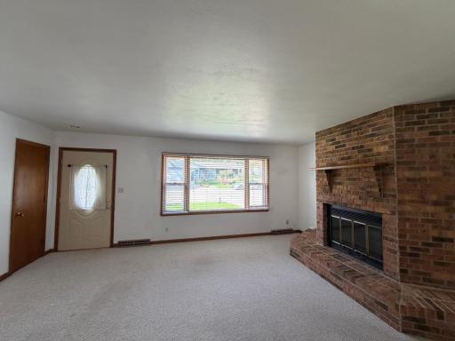1018 N Elm Street, Luverne, MN 56156