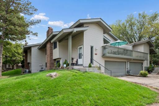 Photo for 9535 Hartford Circle, Eden Prairie, MN 55347 - listing #7136235 9535 Hartford Circle, Eden Prairie, MN 55347