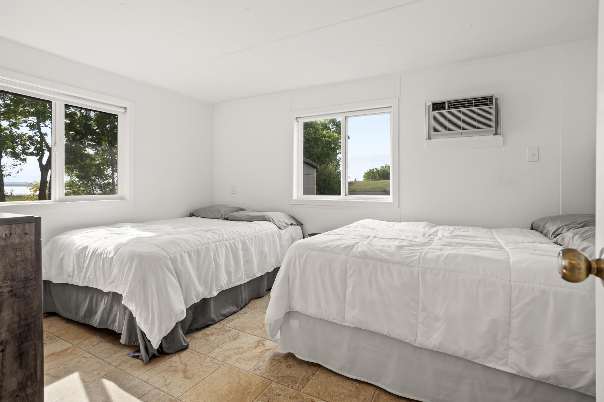 Primary bedroom 2