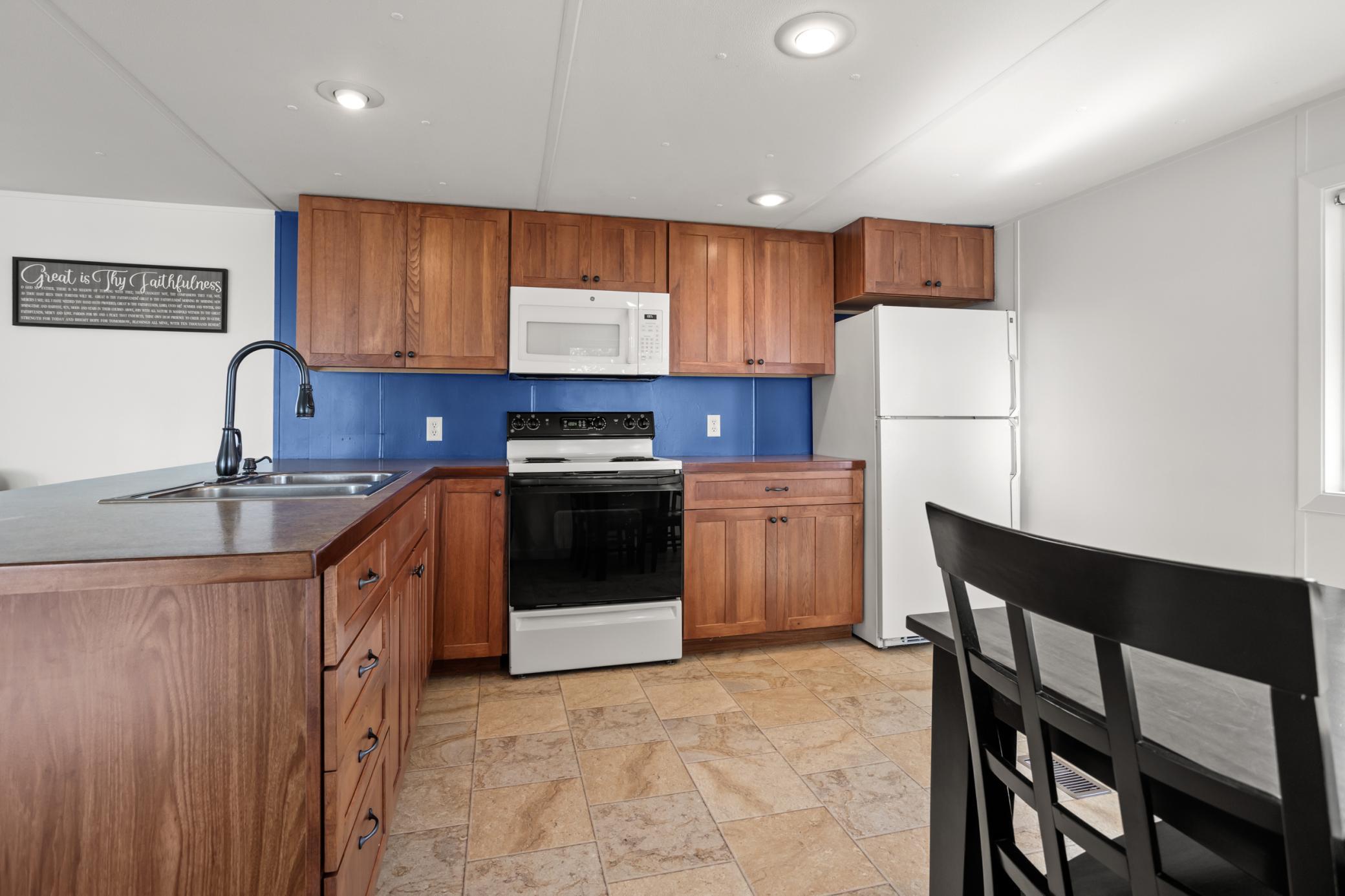 Kitchen 2