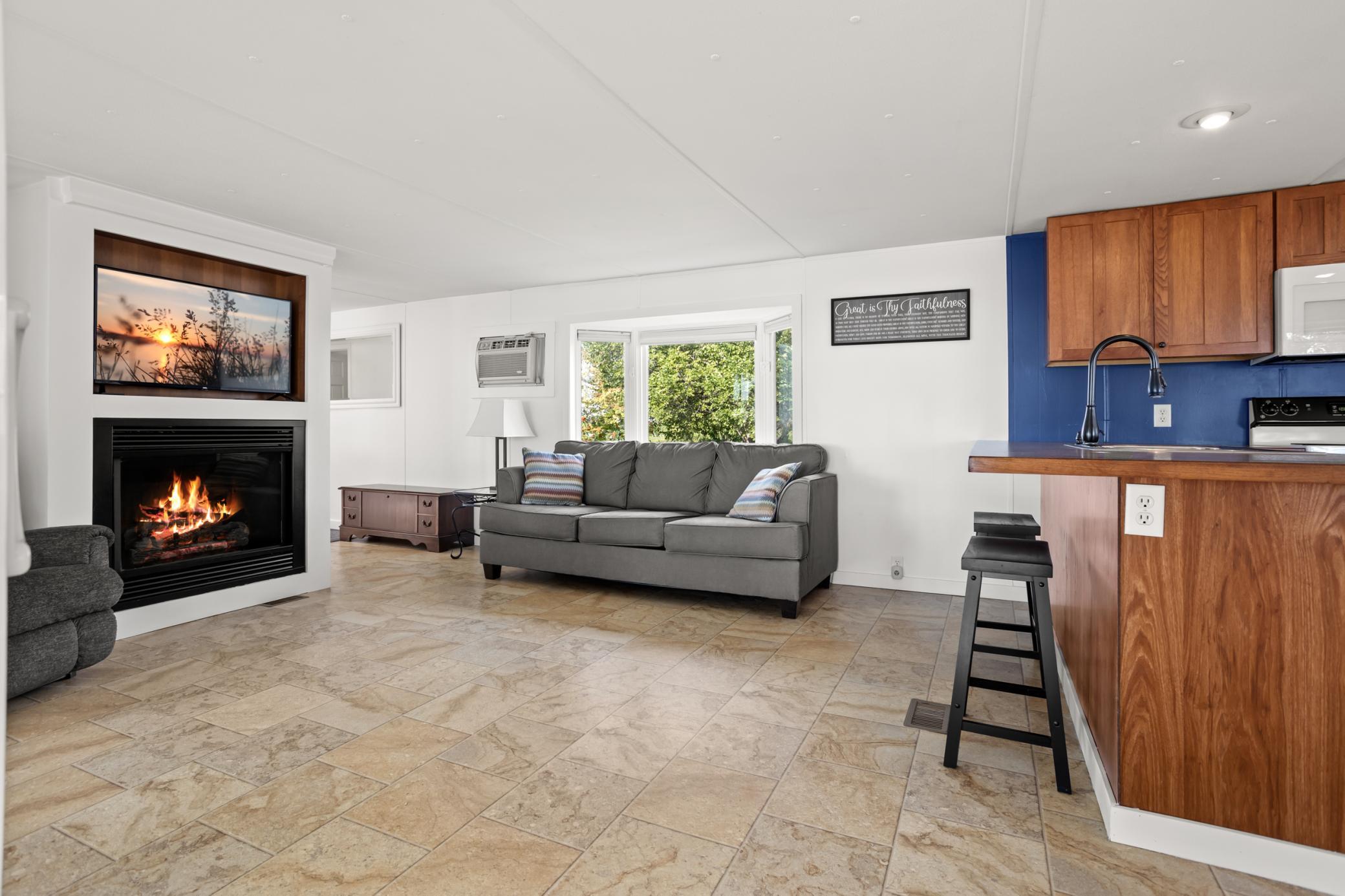 Living Room 4