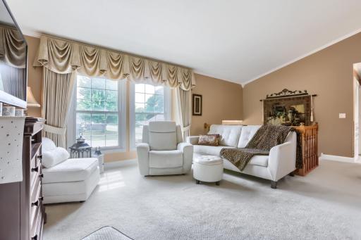 12630 92nd Ave North - Web Quality - 004 - 04 Living Room.jpg