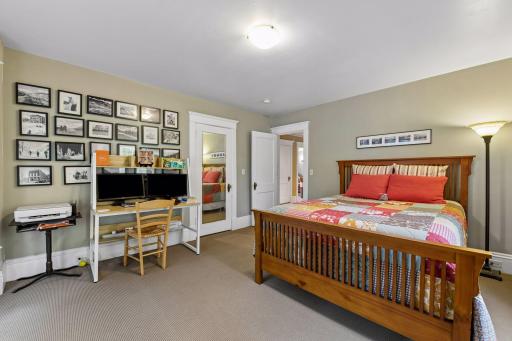 2024 Emerson Avenue S, Minneapolis, MN 55405