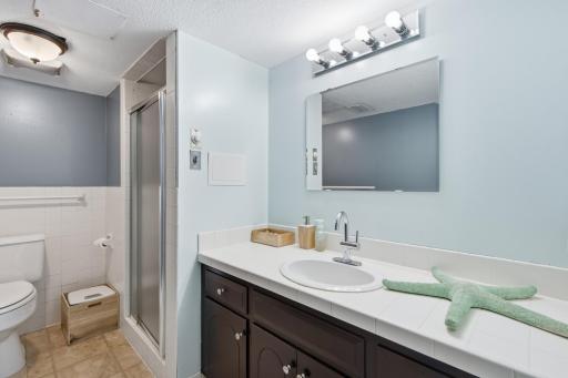 7001 Lanham Lane, Edina, MN 55439