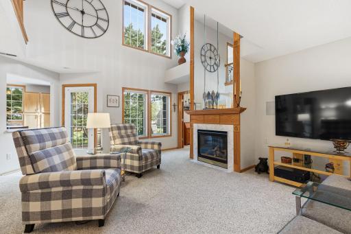 7-web-or-mls-1407 Hunter Hill Road Hudson -25.jpg