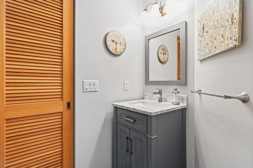 18-web-or-mls-1407 Hunter Hill Road Hudson -28.jpg