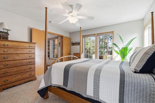 16-web-or-mls-1407 Hunter Hill Road Hudson -18.jpg