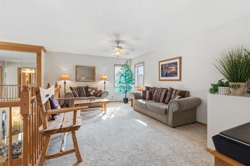 20-web-or-mls-1407 Hunter Hill Road Hudson -33.jpg
