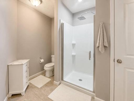 4342 Corn Silk Lane, Woodbury, MN 55129