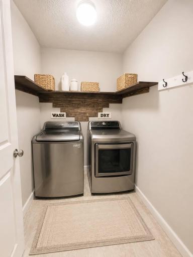 4342 Corn Silk Lane, Woodbury, MN 55129