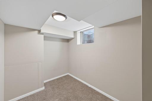 807 Case Avenue, Saint Paul, MN 55106