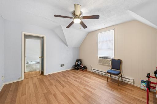 807 Case Avenue, Saint Paul, MN 55106