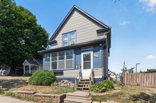 807 Case Avenue, Saint Paul, MN 55106