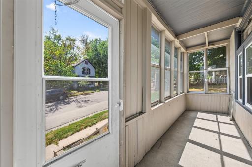 807 Case Avenue, Saint Paul, MN 55106