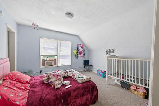 807 Case Avenue, Saint Paul, MN 55106