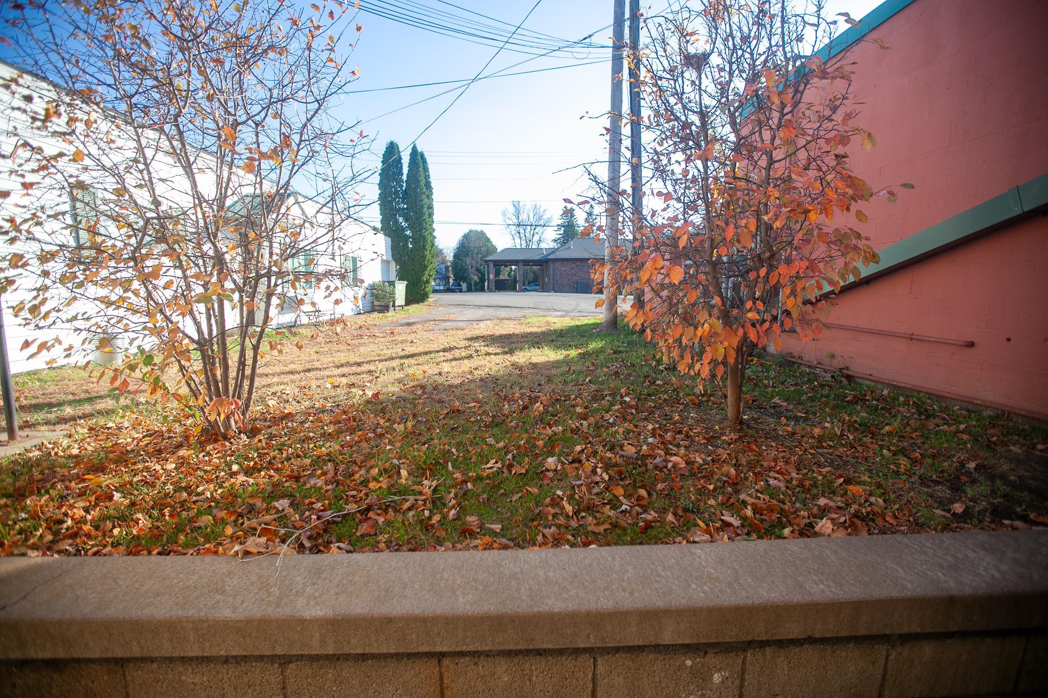 408 4th St-11.jpg
