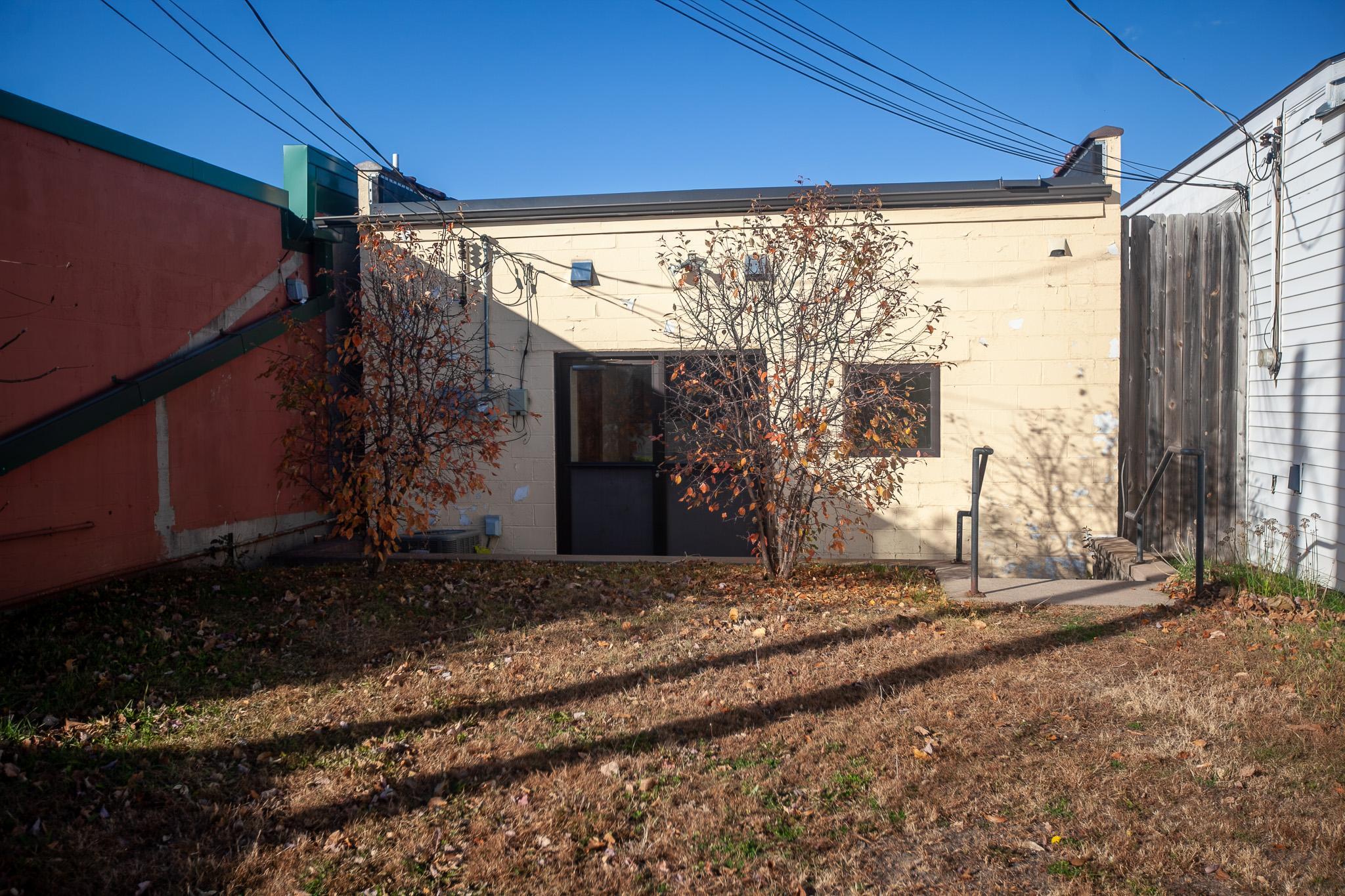 408 4th St-09.jpg