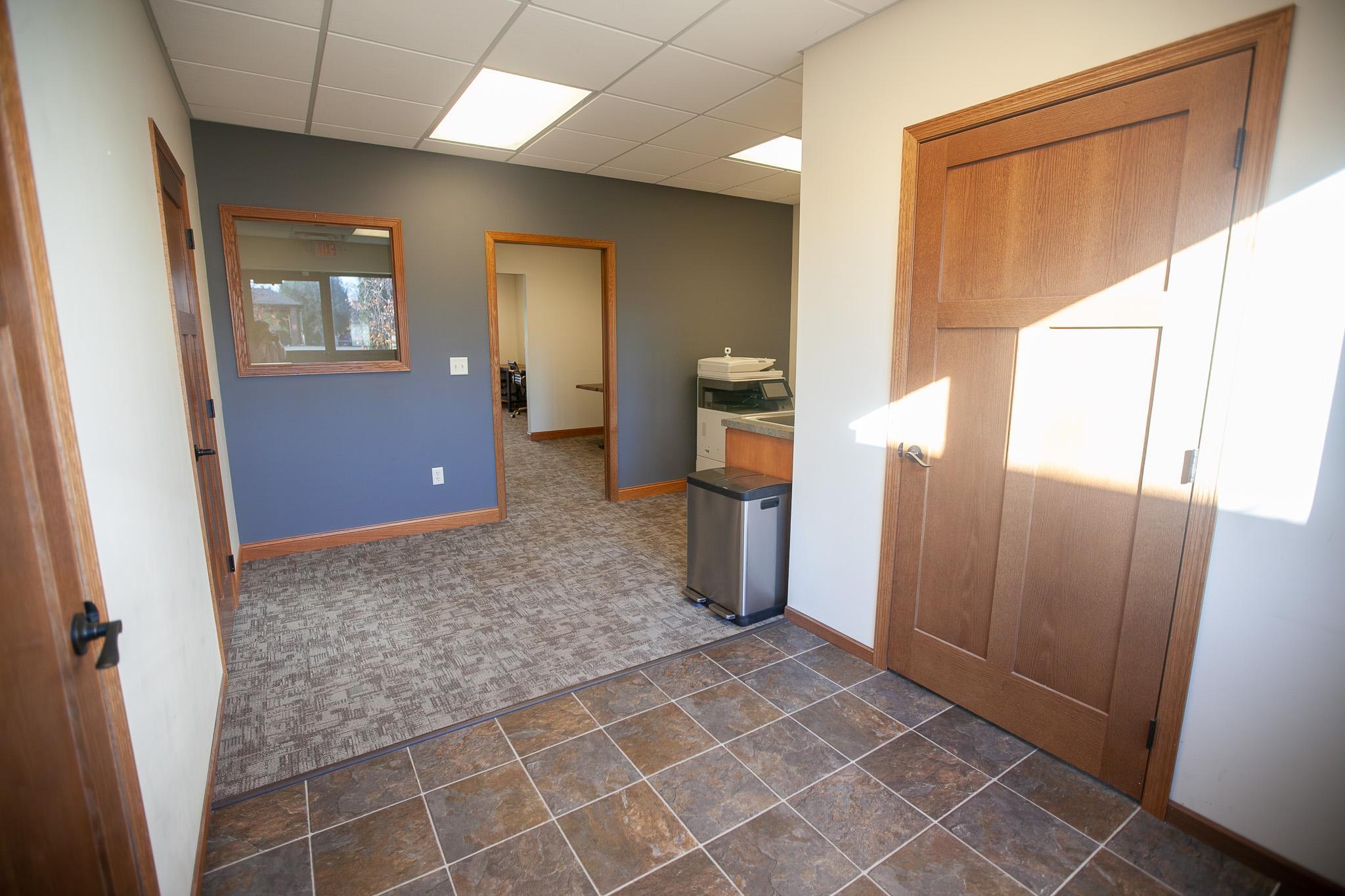 408 4th St-14.jpg