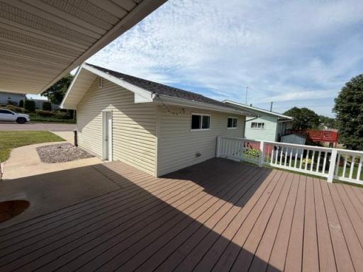 101 N Robert Street, Mabel, MN 55954